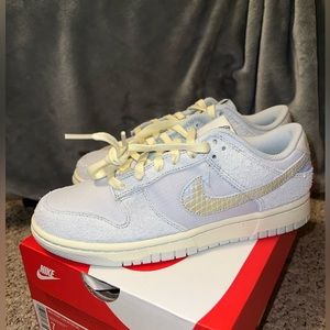 Nike Dunkow Retro SE Gone Fishing Photon Dust/Silver/Metallic Dolphin Fin Swoosh